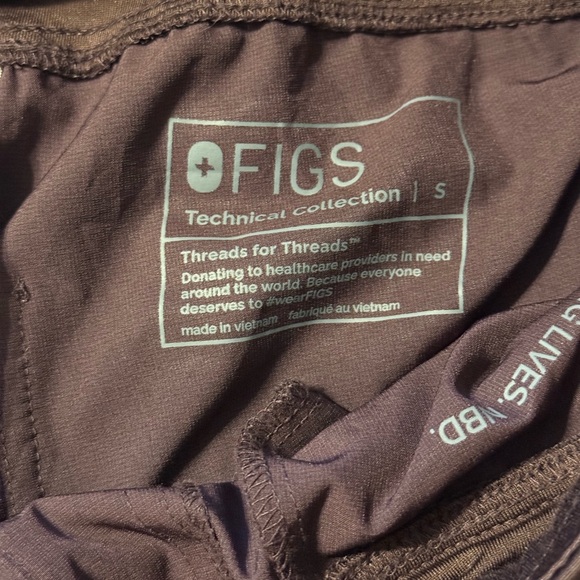 COPY - FIGS Zamora Pants - Picture 4 of 5